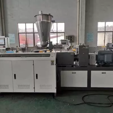 Nikan dabaru Extruder